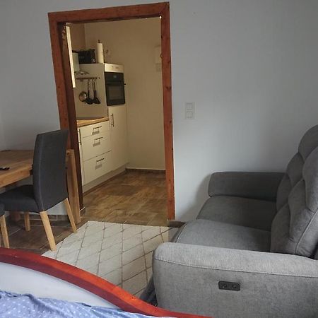 Kleine Gemuetliche Ferienwohnung Im Fachwerkstil Волфсбург Екстериор снимка