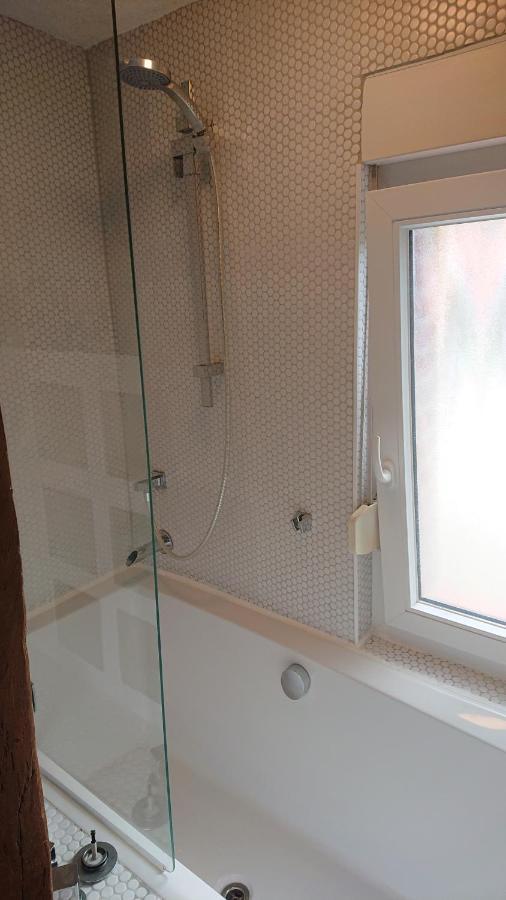 Kleine Gemuetliche Ferienwohnung Im Fachwerkstil Волфсбург Екстериор снимка